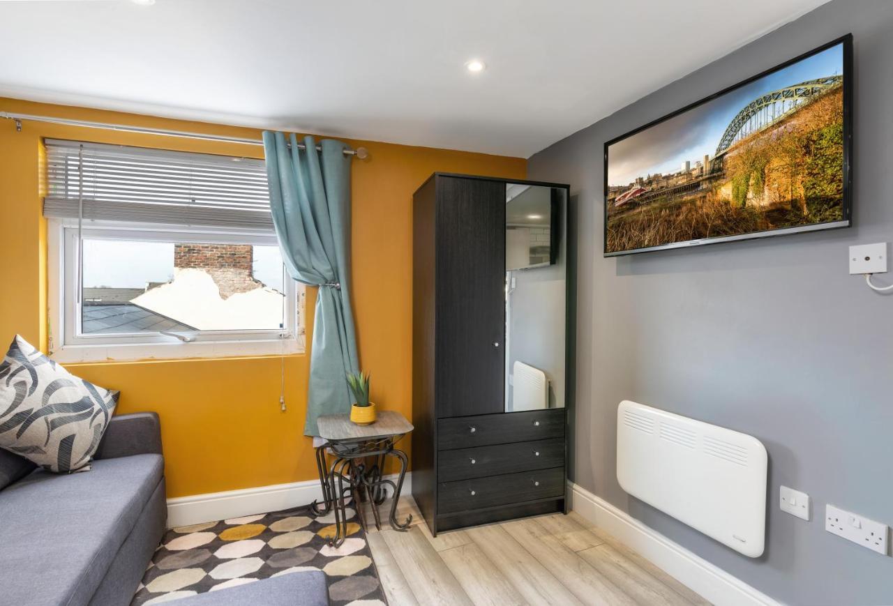 Stockton Town Centre Studio Apartments Free Parking And Wi-Fi エクステリア 写真